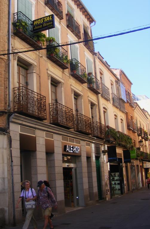 Hostal Juan Bravo شقوبية المظهر الخارجي الصورة